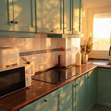 Sunny - Cozy With Terrace