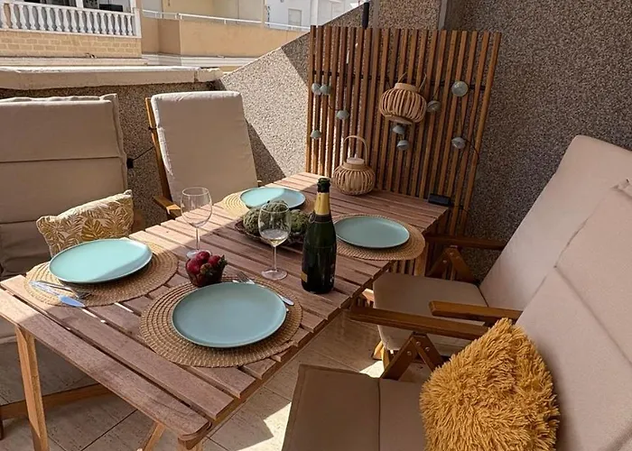 Sunny - Cozy With Terrace *