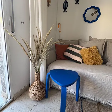 Sunny - Cozy With Terrace Апартаменты *